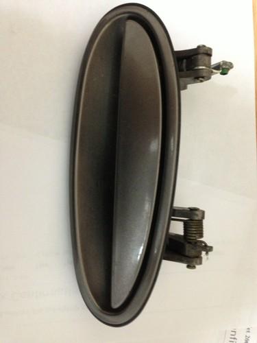 97-03 pontiac grand prix passenger front door handle