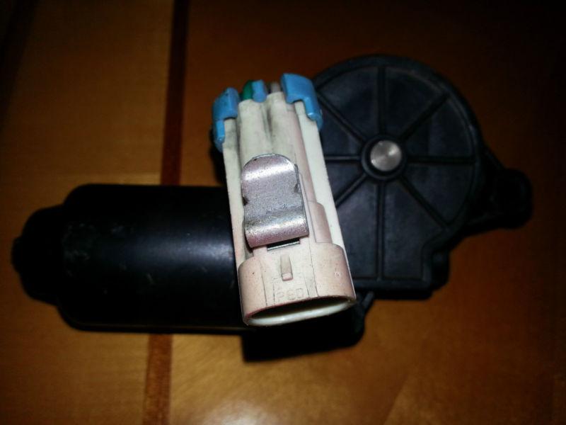 Purchase 9397 Pontiac Firebird Trans Am Headlight Motor LH in Fort