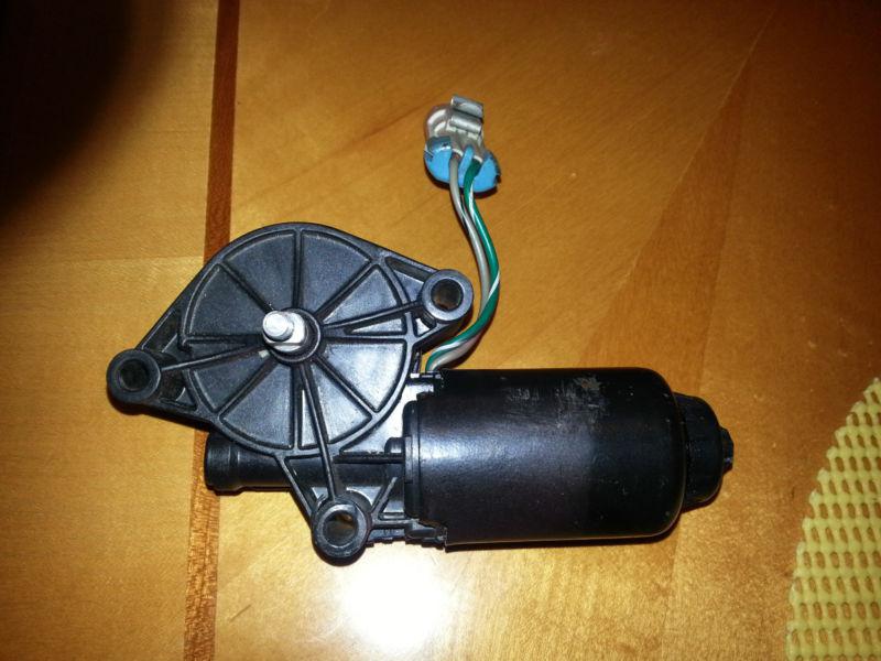 Purchase 9397 Pontiac Firebird Trans Am Headlight Motor LH in Fort