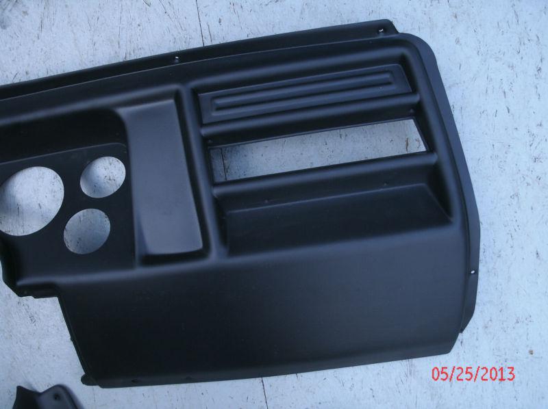 1969 Chevelle El Camino Malibu Black 6 Hole Dash Panel No Gauges With Astro, US $275.00, image 2