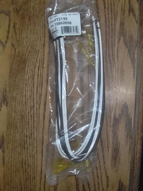  new gm oem multi purpose connector  pt no 15862656