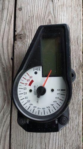 01-02 suzuki gsxr 600-750 speedo gauges tach cluster