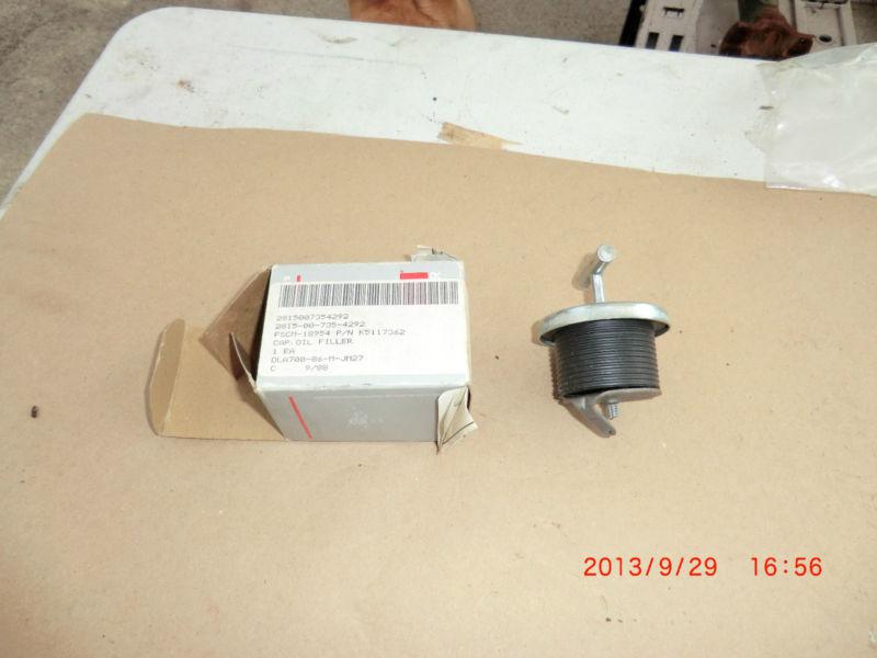 Cap, oil filler pn  k5117362 new old stock (nos) fits hemtt series mil trucks