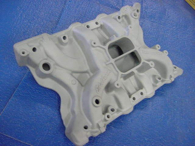Ford 351m/400m motors edelbrock aluminum intake