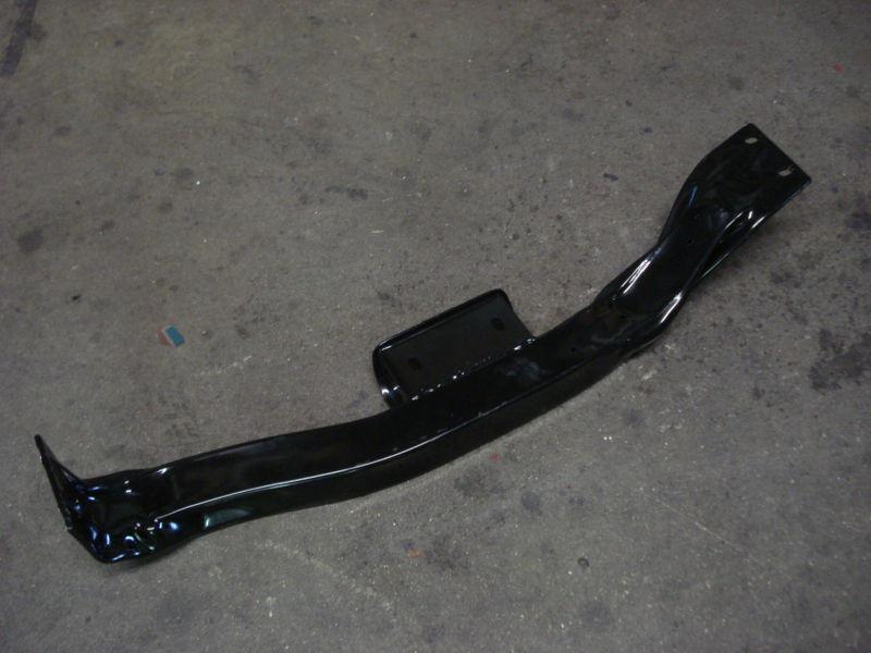 Transmission cross member frame mount oldsmobile bravada smat-trac awd 98-01
