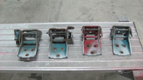 68-72 chevelle door hinges