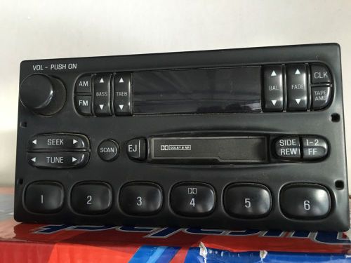 Selling ford crown victoria police interceptor oem radio