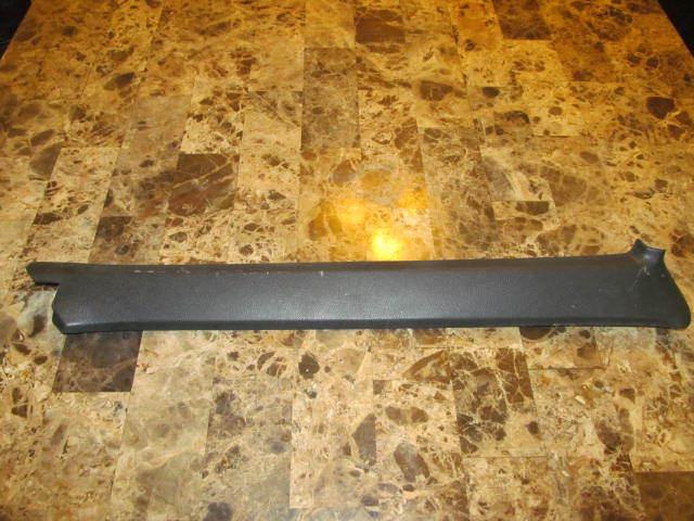 1981 toyota corolla  sedan & wagon front right garnish