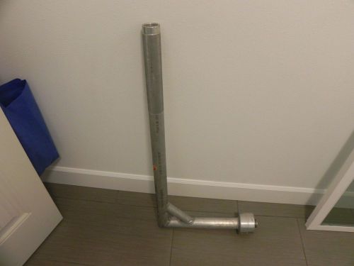 Saldana wheel wrench for a sprint car