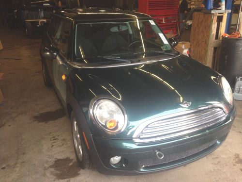 2008 mini cooper door window glass ( passenger )