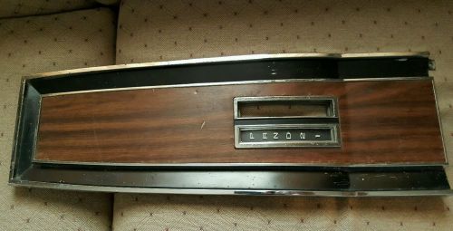 69-70 b body automatic console lid with indicator