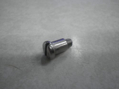 New evinrude johnson omc remote control guide screw - part 121282