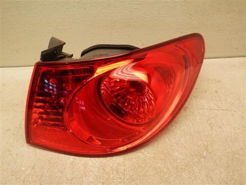 Driver left tail light sedan quarter panel mounted fits 07-10 elantra 974139