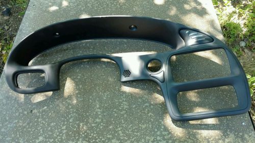 Pontiac bonneville radio dash gauge bezel oem 2002