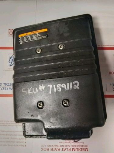 OEM Yamaha 2-Stroke 40hp 50hp Carburetor Carb Airbox Air Box Assembly 40 50 HP, US $89.95, image 2