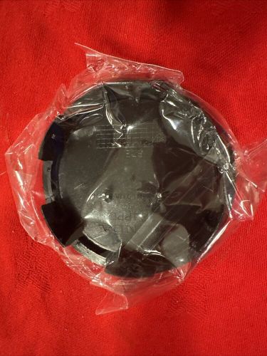 Honda 68mm hub cap, black &amp; chrome, new in packaging.