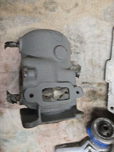 Vintage Outboard Cylinder, US $15.50, image 2