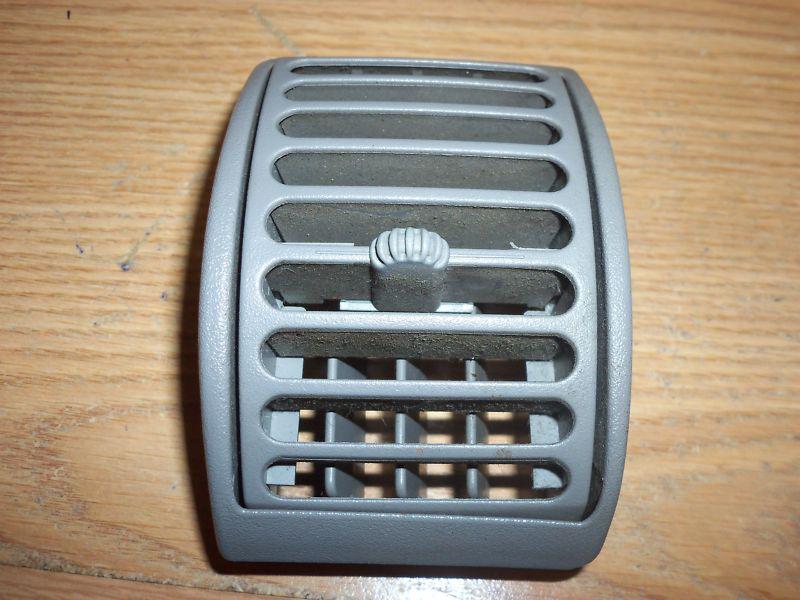 95-98 chevy silverado gmc truck dash heater left vent grey suburban tahoe