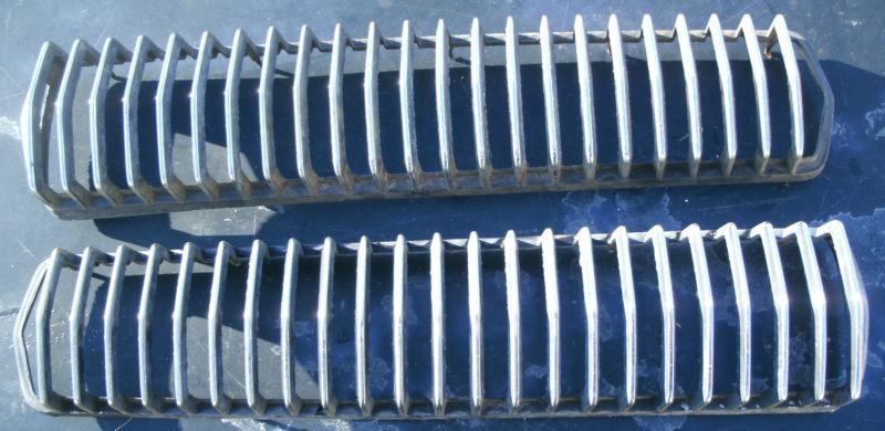 1967 67 68 mercury cougar rear tail light bezel trim grill pair xr7 gt gte oem