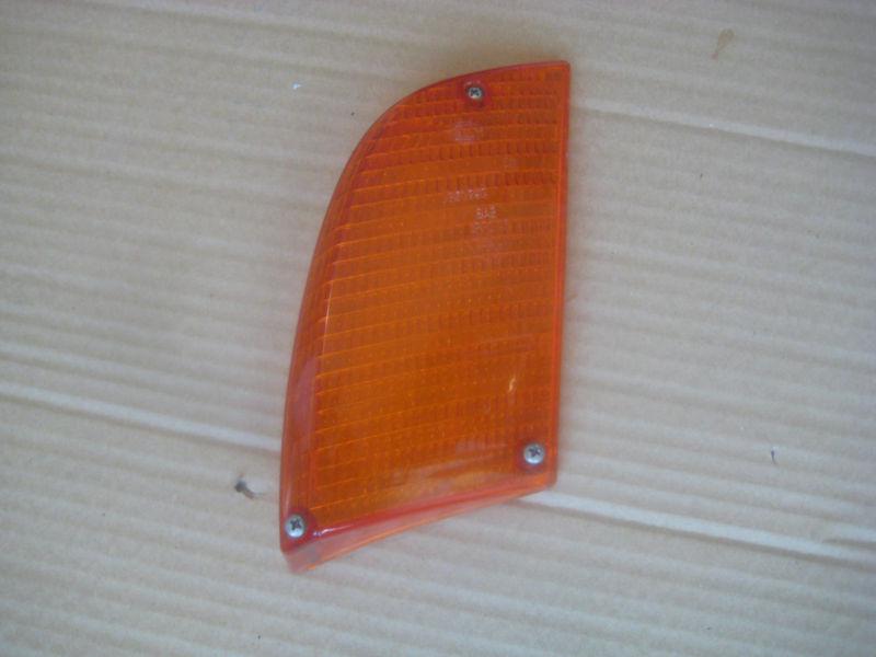 Bmw e24 633 635csi passenger side marker light oem