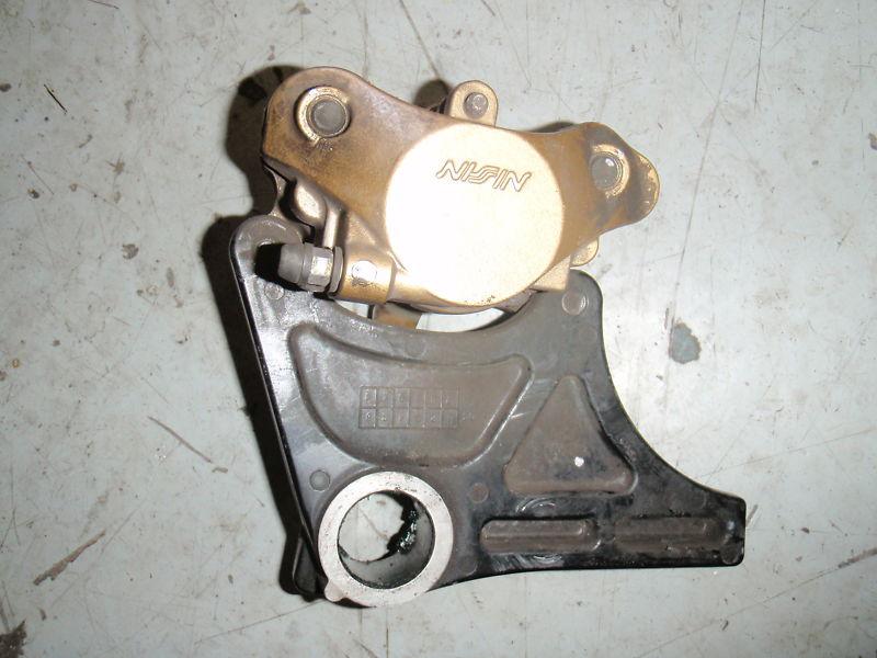 04-05 suzuki gsxr600 gsxr 600 x rear brake caliper assembly mount bracket