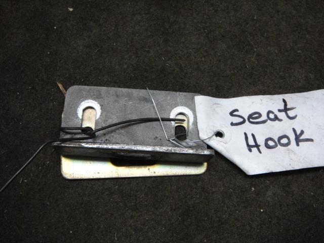 81 suzuki gs550 gs 550 l gs550l seat hook bracket #1616