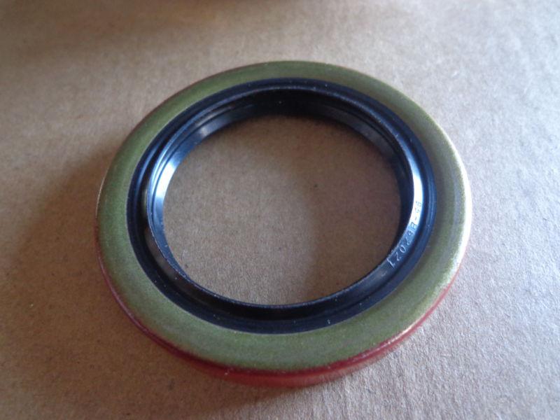 Buy EVO & TWIN CAM ENGINE SPROCKET SHAFT OIL SEAL JAMES GASKET in Cary