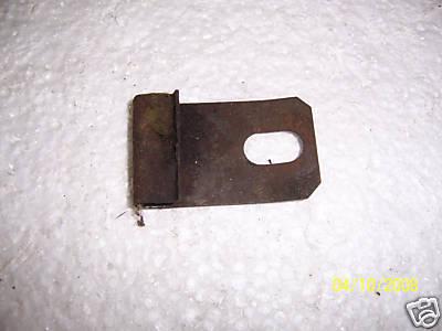 Fuel vapor cannister clip used 1978-1987  el camino
