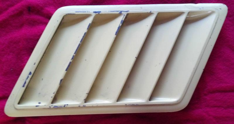 Camaro z28 passenger side rh front fender louver vent 1978-1979