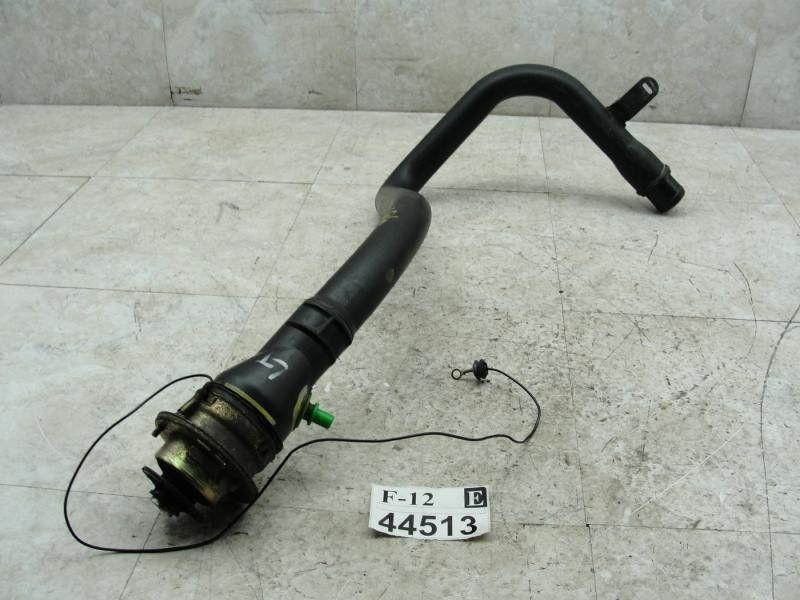 2002-2005 freelander fuel gas tank filler neck tube pipe hose oem cap