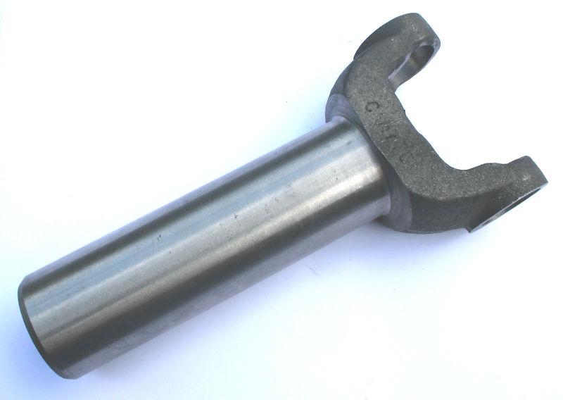 Gm turbo 400, th 400 / 4l80e trans & transfer case slip yoke 1350 (331) u-joint