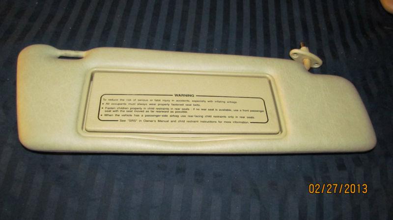 Mercedes w124 sunvisor right passanger side "light tan"