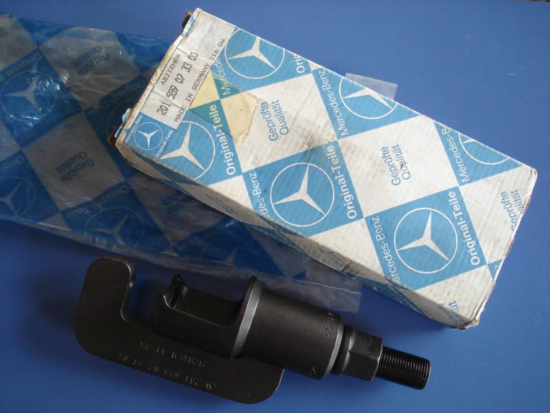 Buy Mercedes Benz ball joint drag link puller W123 W124 W126 W201 W202