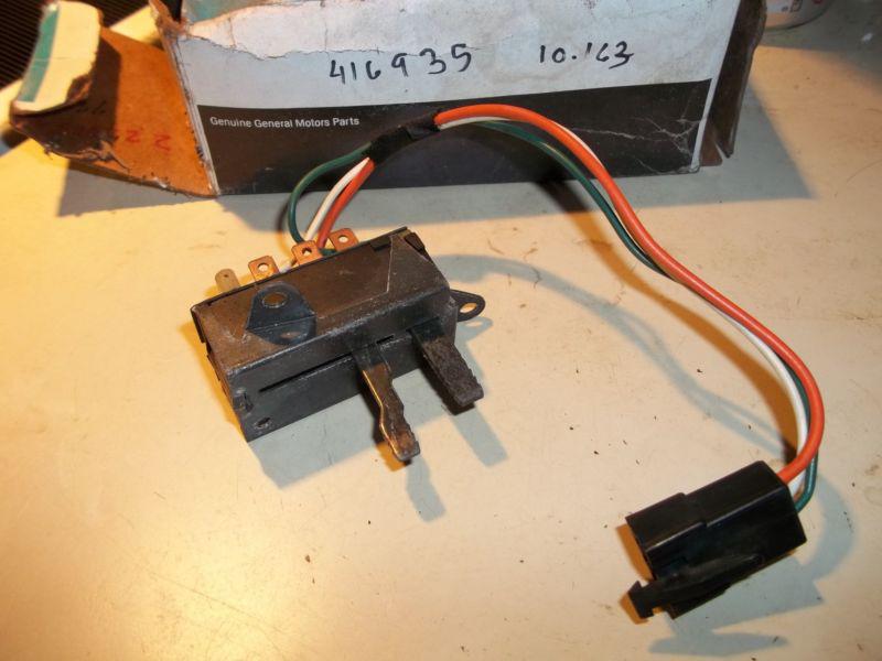 Nos 1974 1975 1976 oldsmobile windshield wiper switch with pulse 10.163 416935