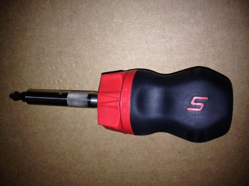 New Snap On Black / Red Stubby Magnetic Ratchet Screwdriver 4 1/2 SGDMRC11A, US $40.00, image 3