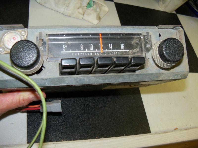 Working original 1970 71 72 plymouth duster dodge dart am radio mopar serviced 