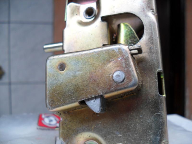 VW DOOR LOCKING MECHANISM left side OVAL BUG OR ZWITTER (with not GROOVED DOOR), US $70.00, image 2