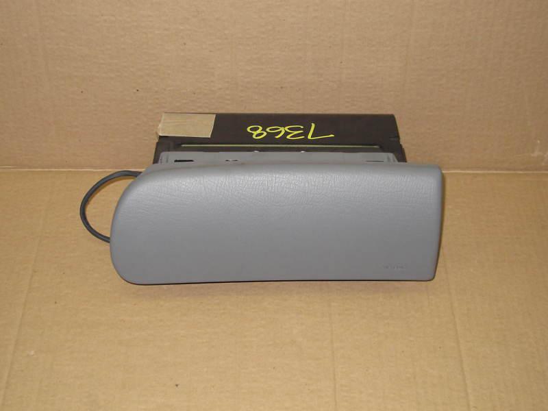 Find 2005 05 Chevy Trailblazer GMC Envoy Passenger Airbag in Everett