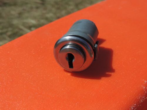 Vintage 1941 packard glove box lock - nice original