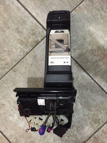 Genuine bmw blackberry phone snap-in adapter