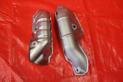 2015 nissan gtr r35 awd oem lh rh exhaust manifold heat shields vr38 gr6 #1005