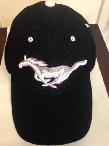 Nwot! mustang embroidered adjustable black baseball cap hat one size fits all