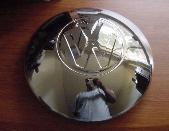 Vw bug ghia bus early hubcap large logo   
