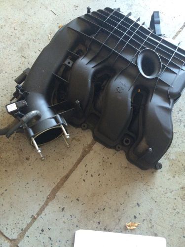 3.6l plenum chrysler pentastar 5184693ae