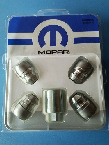 Mopar wheel lock kit 82210508