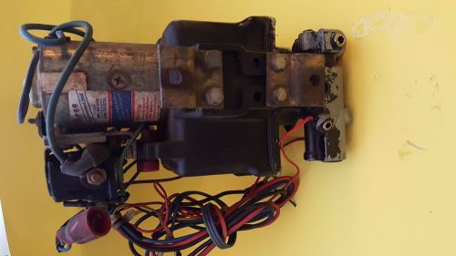 Mercury outboard hydraulic tilt and trim pump - off a 1979 115 hp