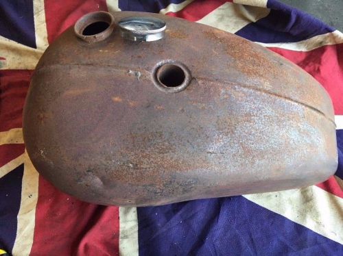 Triumph 1971-72 t120 tr6 fuel tank p/n 83-2996 f 12996