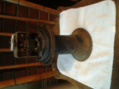 Model a ford stewart warner horn, working, nice motor, projector front dented