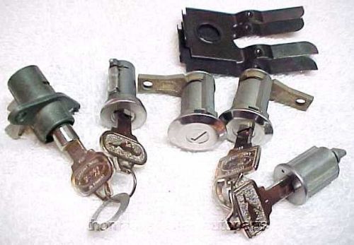 Nos door ignition trunk &amp; glove lock set with pony keys mustang 1964 1965