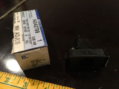 Genuine gm 14042799 nos instrument panel dash latch glove box